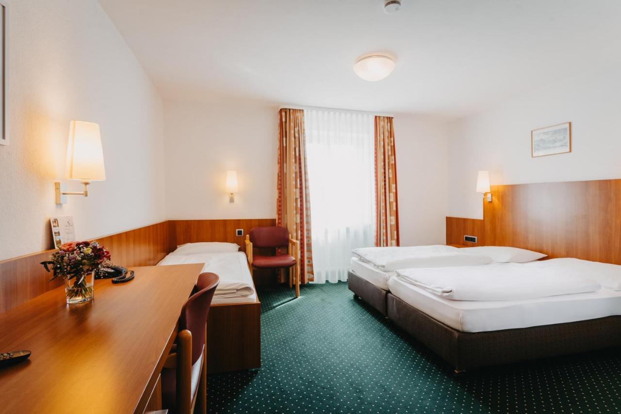 Hirschenwirt Hotel Eichstatt Ngoại thất bức ảnh