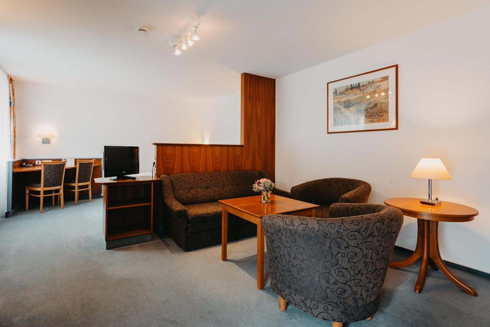 Hirschenwirt Hotel Eichstatt Ngoại thất bức ảnh
