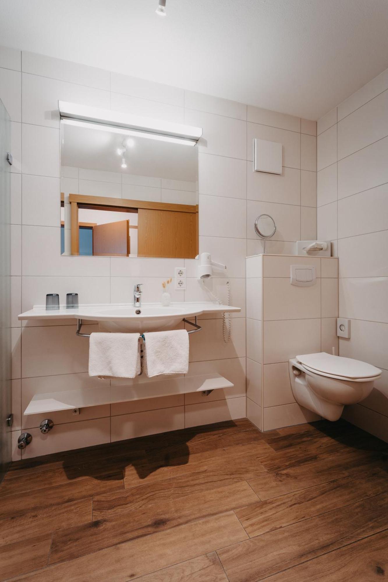 Hirschenwirt Hotel Eichstatt Ngoại thất bức ảnh